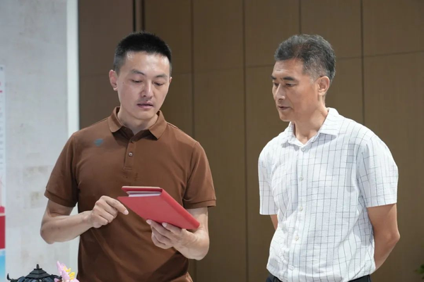 以文創(chuàng)賦能農(nóng)創(chuàng)，衢州學(xué)院考察團到訪人民文創(chuàng)進行深入交流