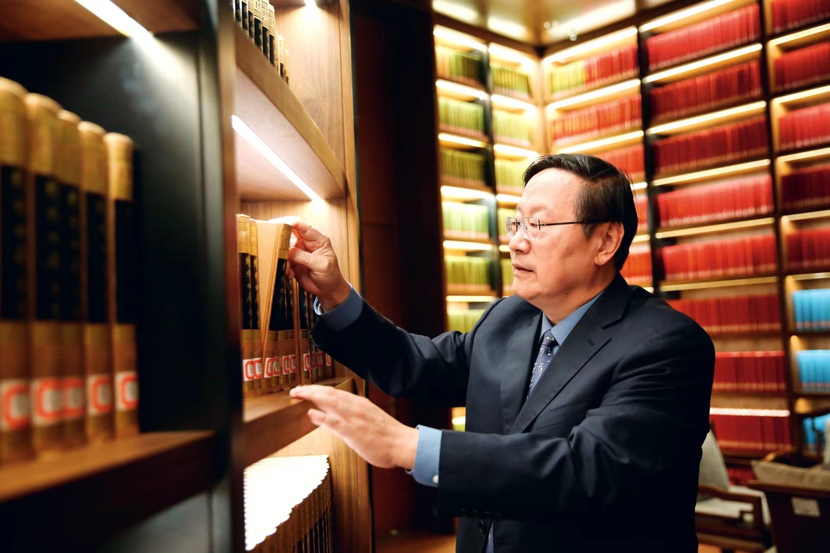 專訪中華文明探源工程首席專家王?。禾綄ぶ腥A文明的“童年”