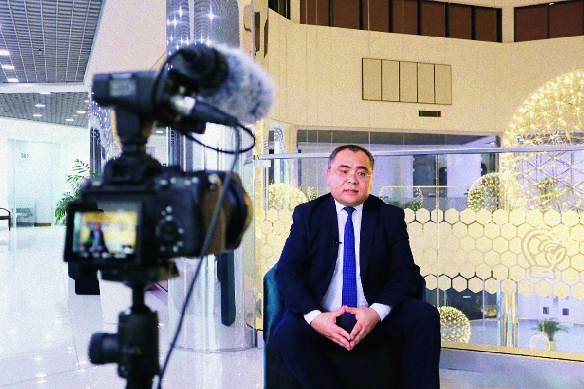 “創(chuàng)新”部長，青睞中國疫苗