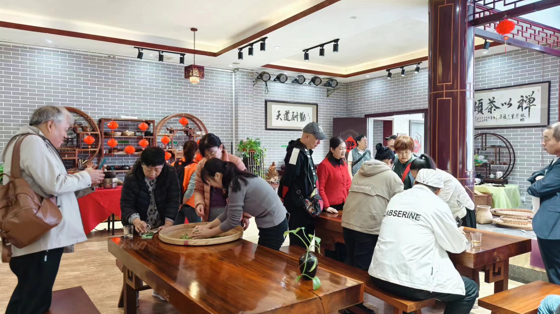 國航助推“引客入昭”，首乘團抵達茶鄉(xiāng)