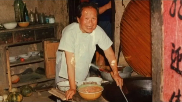 母愛(ài)的力量有多堅(jiān)韌？看莫言、史鐵生等名家筆下“自述”