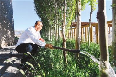 “戈壁夫妻”守護(hù)漢長城